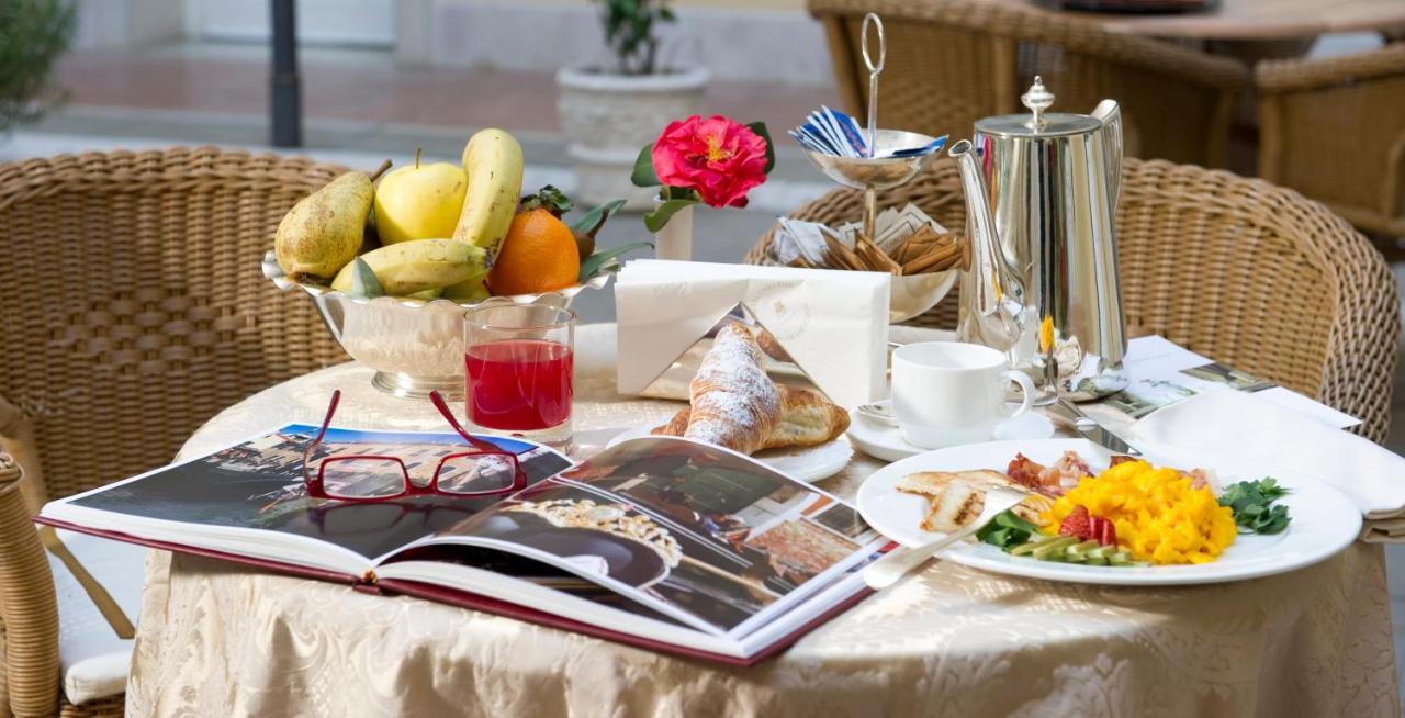 Hotel Carlton On The Grand Canal Venezia Esterno foto