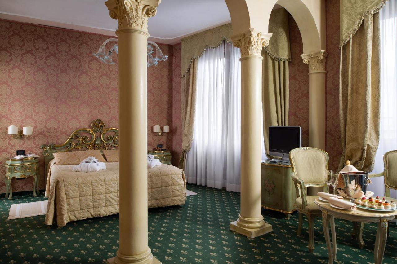 Hotel Carlton On The Grand Canal Venezia Esterno foto